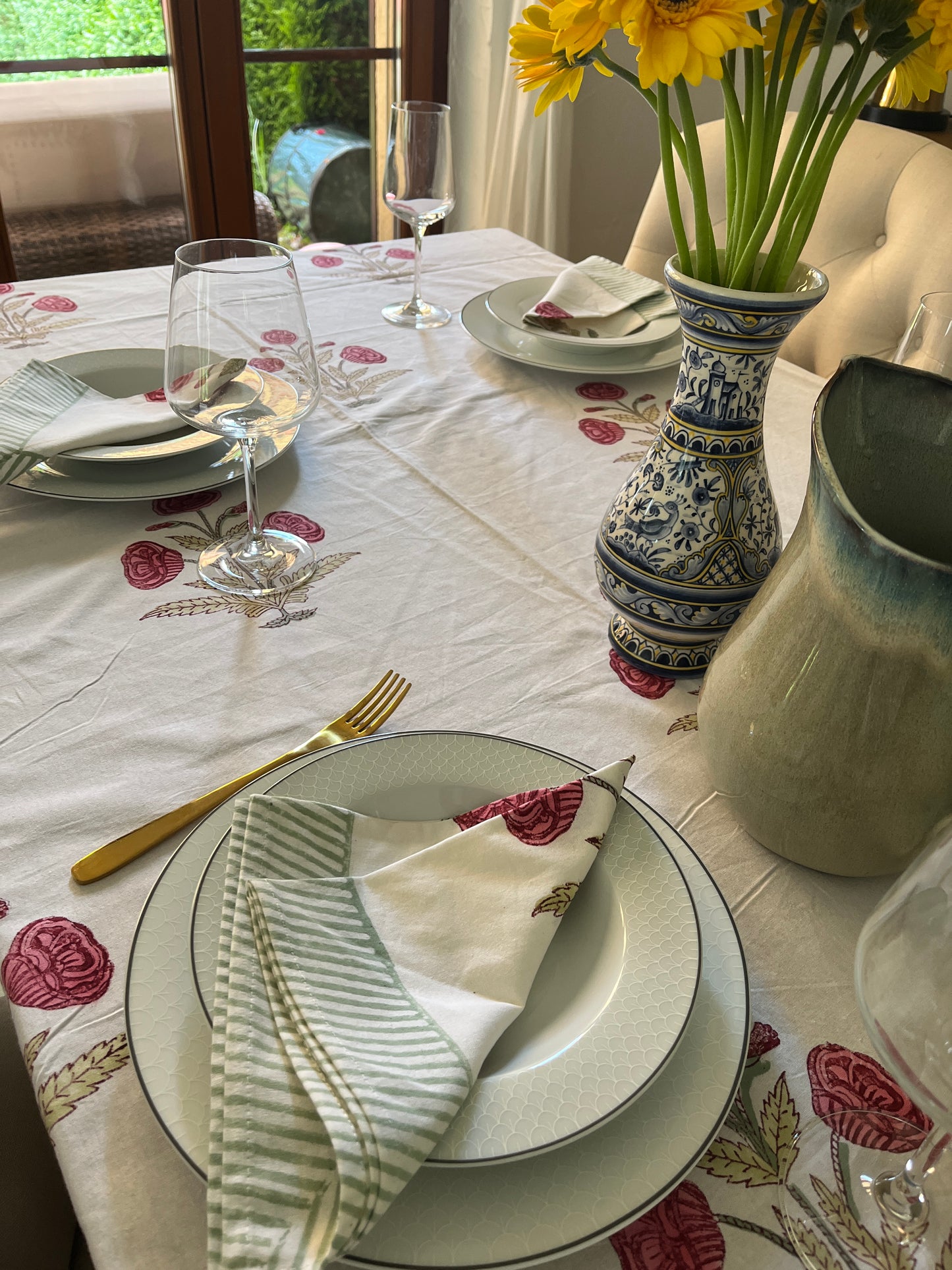 8 Seater Hand Block Printed Table Cover  with napkins (Harmony)